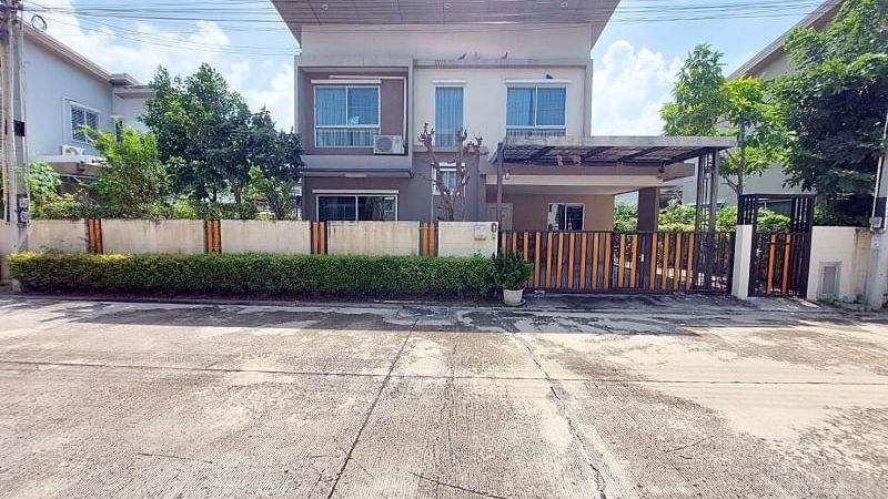 ขายบ้านชลบุรี