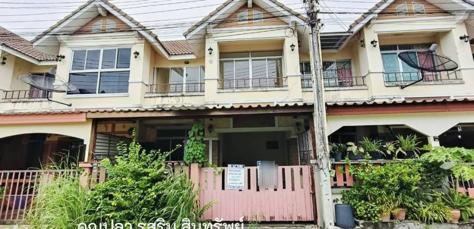 D5080 ขายทาวน์เฮ้าส์ สุขใจ วิลล่า เฟส 7 ดอนหัวฬ่อ ชลบุรี